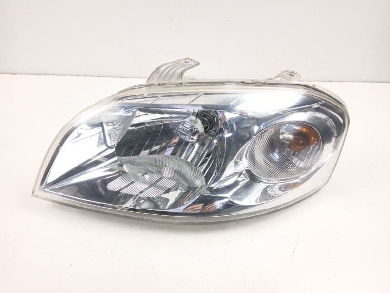 Recambio de faro izquierdo para chevrolet aveo / kalos sedán (t250, t255) 1.4 referencia OEM IAM 96650521  