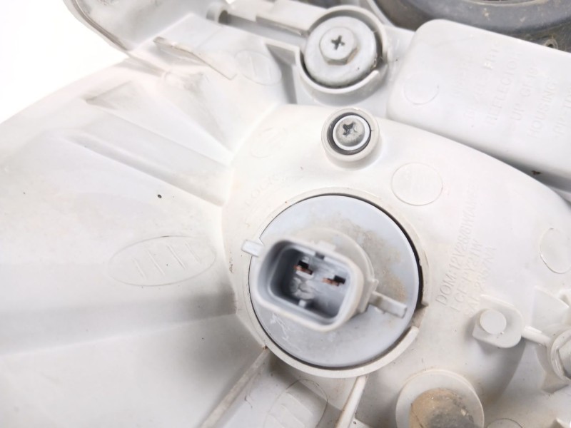 Recambio de faro izquierdo para chevrolet aveo / kalos sedán (t250, t255) 1.4 referencia OEM IAM 96650521  