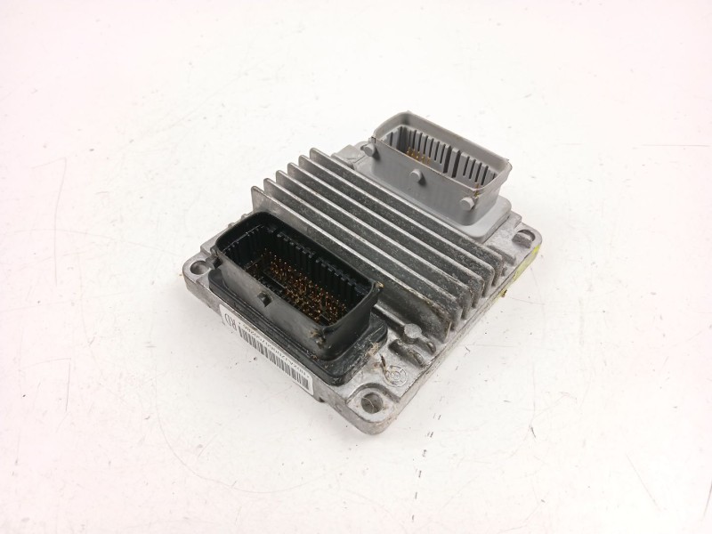 Recambio de centralita para chevrolet aveo / kalos sedán (t250, t255) 1.4 referencia OEM IAM 96436779  