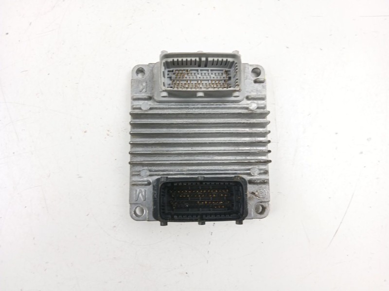 Recambio de centralita para chevrolet aveo / kalos sedán (t250, t255) 1.4 referencia OEM IAM 96436779  