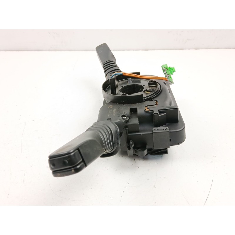 Recambio de mando luces y limpias para opel astra h (a04) 1.7 cdti (l48) referencia OEM IAM 13197719  