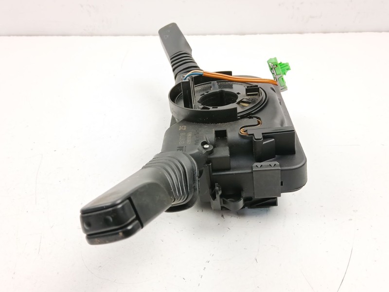 Recambio de mando luces y limpias para opel astra h (a04) 1.7 cdti (l48) referencia OEM IAM 13197719  