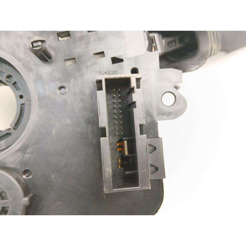 Recambio de mando luces y limpias para opel astra h (a04) 1.7 cdti (l48) referencia OEM IAM 13197719  