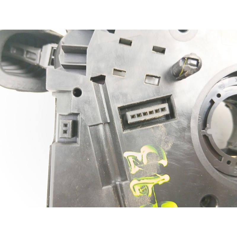 Recambio de mando luces y limpias para opel astra h (a04) 1.7 cdti (l48) referencia OEM IAM 13197719  