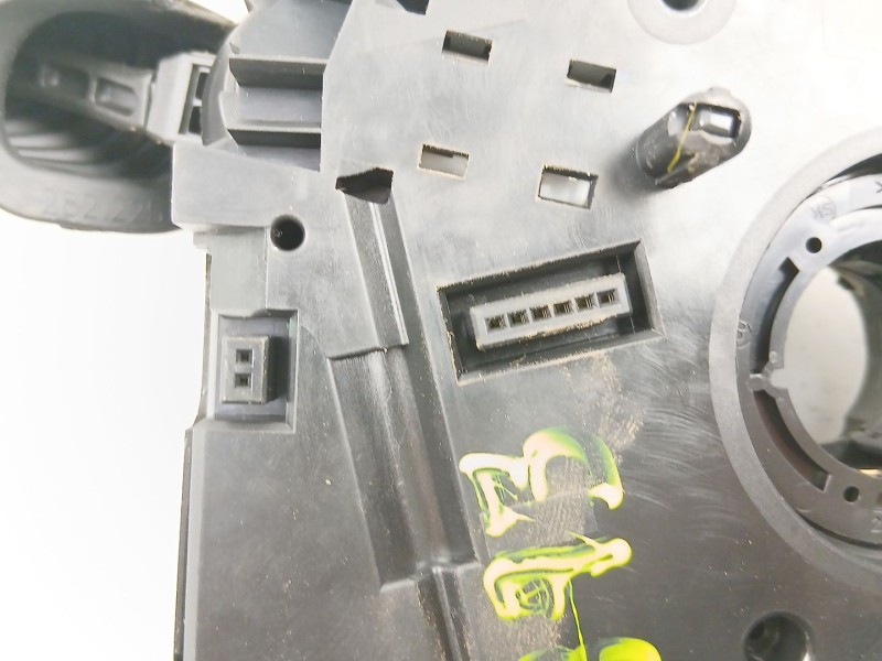 Recambio de mando luces y limpias para opel astra h (a04) 1.7 cdti (l48) referencia OEM IAM 13197719  