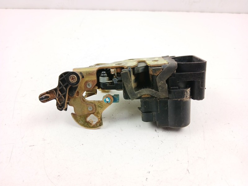 Recambio de cerradura puerta trasera izquierda para chevrolet aveo / kalos sedán (t250, t255) 1.4 referencia OEM IAM 96801709  