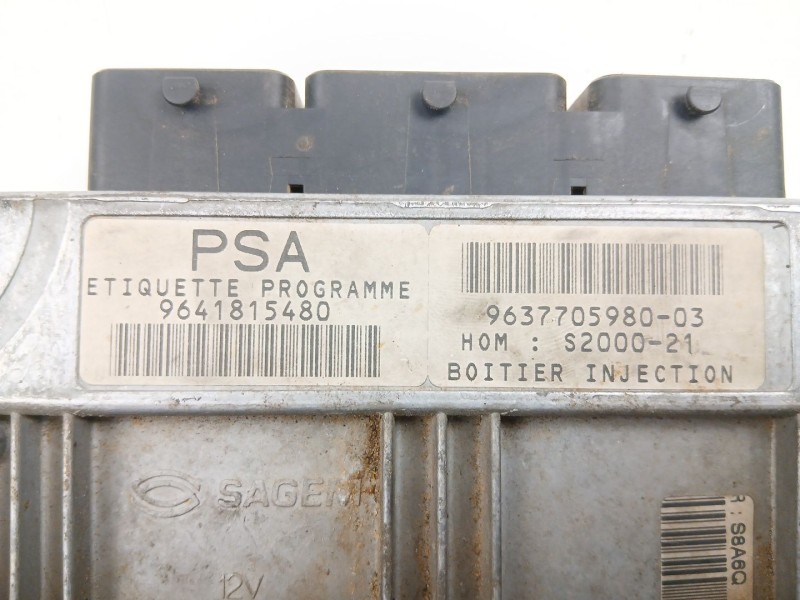 Recambio de centralita para citroën saxo (s0, s1) 1.4 vts referencia OEM IAM 9641815480 9637705980 