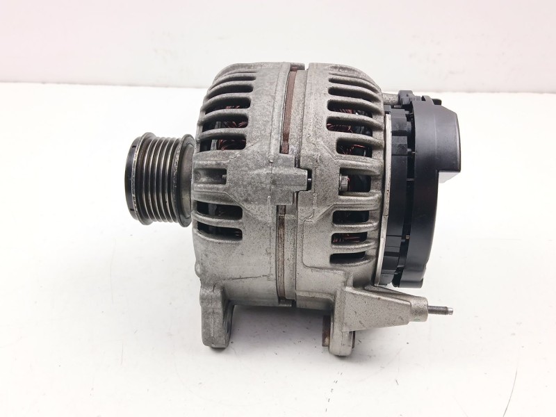 Recambio de alternador para chrysler sebring (js) 2.0 crd referencia OEM IAM 5033757AB  0124525128