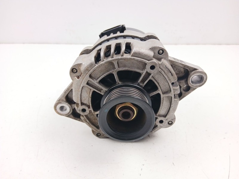 Recambio de alternador para chevrolet aveo / kalos sedán (t250, t255) 1.4 referencia OEM IAM 96540541  