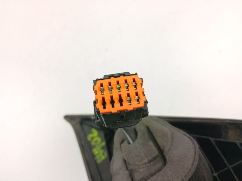 Recambio de retrovisor izquierdo para citroën xsara (n1) 2.0 hdi 90 referencia OEM IAM 96453685  