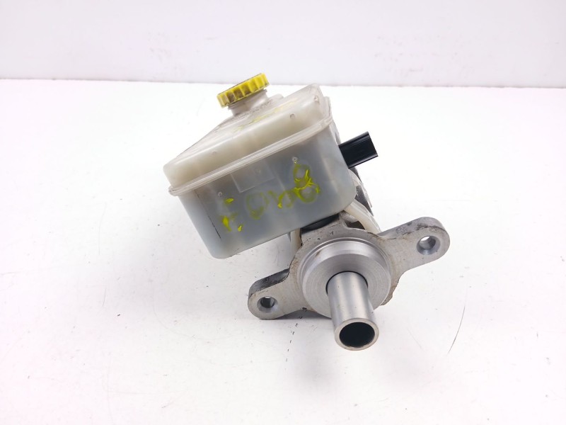 Recambio de bomba de freno para chrysler sebring (js) 2.0 crd referencia OEM IAM 68004718AA  