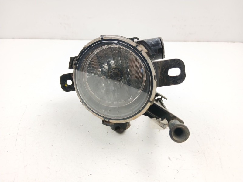 Recambio de antiniebla derecho para opel zafira / zafira family b (a05) 1.7 cdti (m75) referencia OEM IAM 93357464  