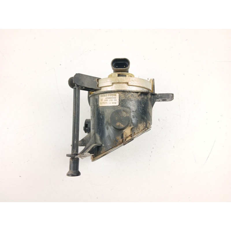 Recambio de antiniebla derecho para opel zafira / zafira family b (a05) 1.7 cdti (m75) referencia OEM IAM 93357464  