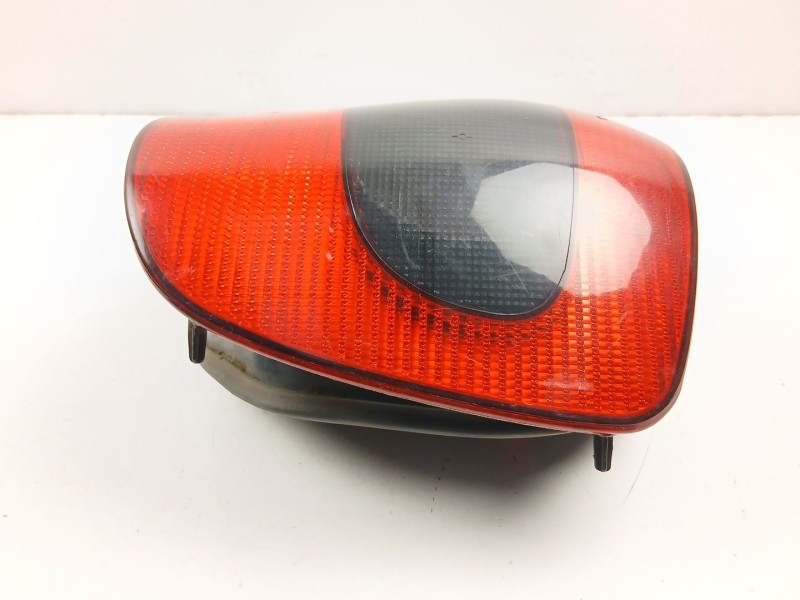 Recambio de piloto trasero derecho para citroën xsara 1.9 d ranchera referencia OEM IAM 6351J8  