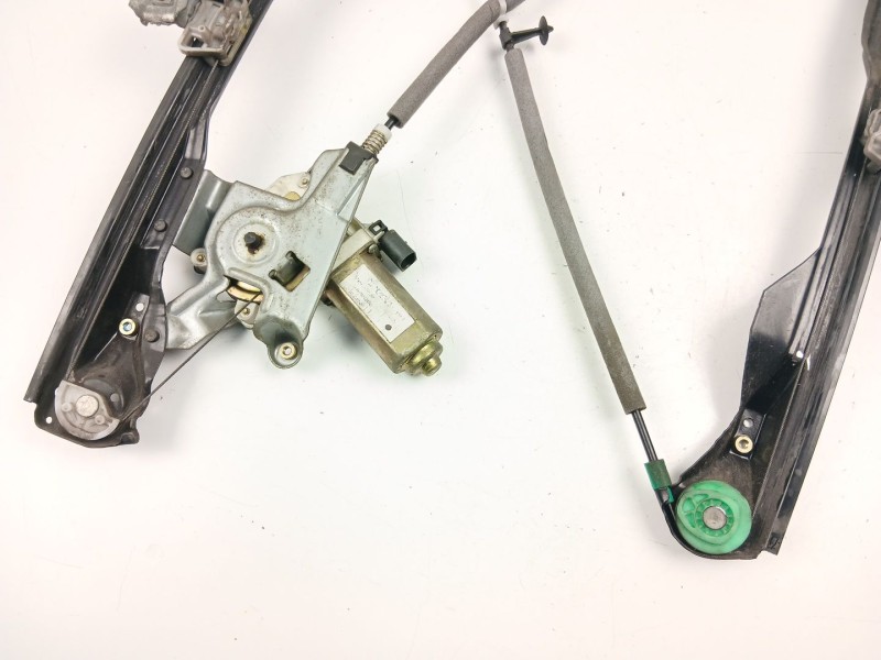 Recambio de elevalunas delantero izquierdo para ford focus i (daw, dbw) 1.8 tdci referencia OEM IAM XS41A23201BY  