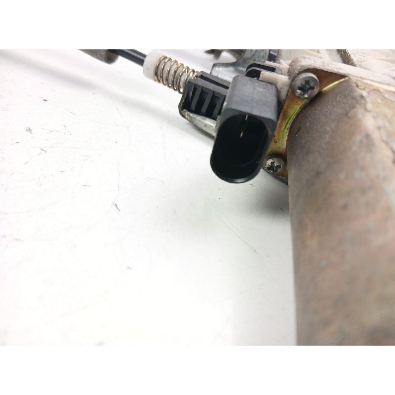 Recambio de elevalunas delantero izquierdo para ford focus i (daw, dbw) 1.8 tdci referencia OEM IAM XS41A23201BY  