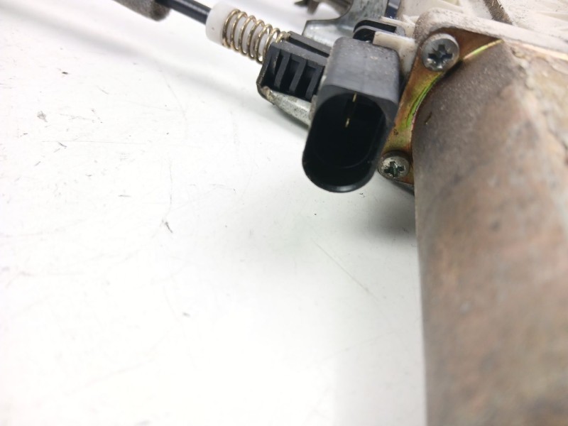 Recambio de elevalunas delantero izquierdo para ford focus i (daw, dbw) 1.8 tdci referencia OEM IAM XS41A23201BY  