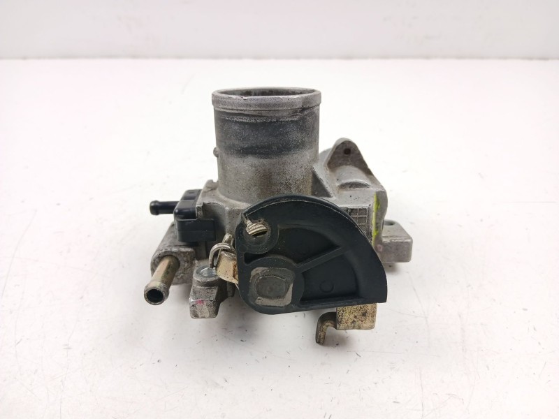 Recambio de caja mariposa para daewoo matiz (m100, m150) 0.8 referencia OEM IAM 25185779  