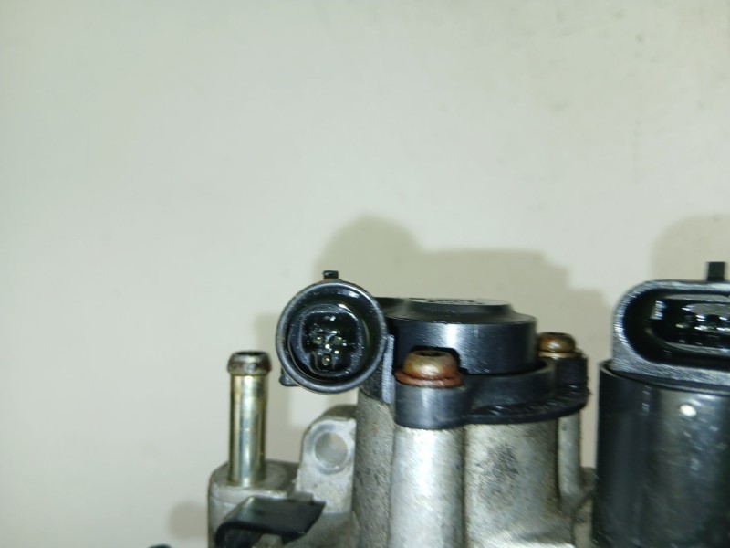 Recambio de caja mariposa para daewoo matiz (m100, m150) 0.8 referencia OEM IAM 25185779  