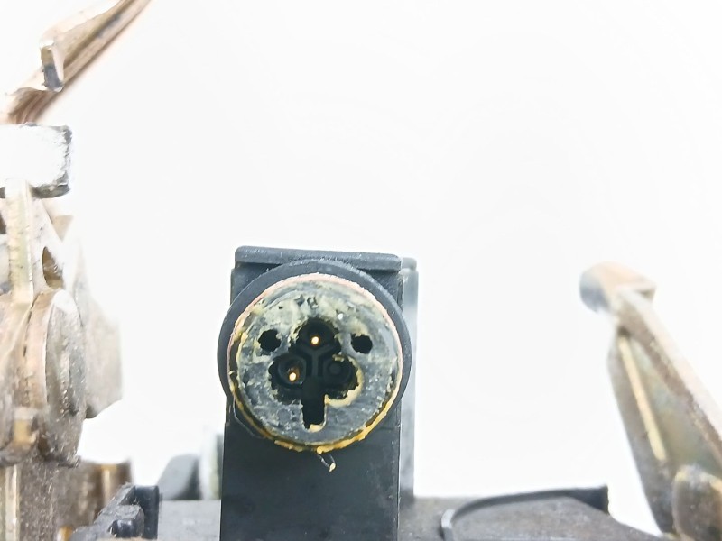 Recambio de cerradura puerta delantera izquierda para mercedes-benz 124 sedán (w124) 300 d (124.130) referencia OEM IAM A1247200