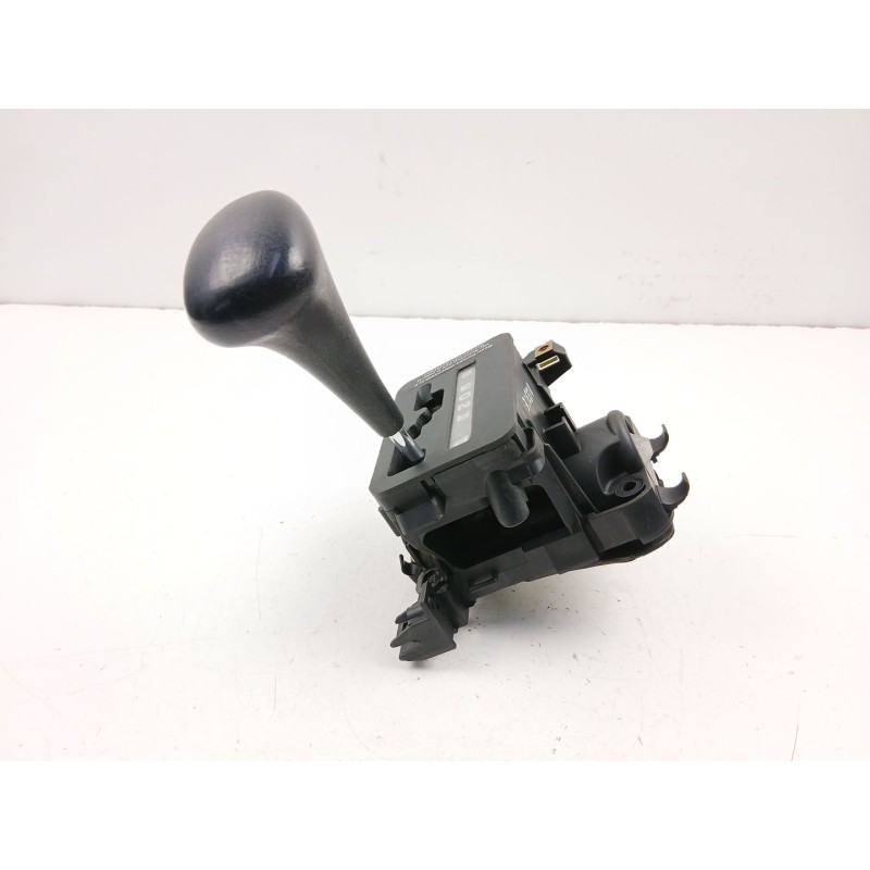 Recambio de palanca cambio automatico para mercedes-benz 124 sedán (w124) 300 d (124.130) referencia OEM IAM A1242670237  
