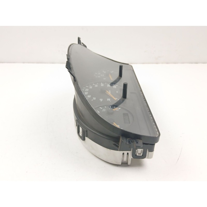 Recambio de cuadro instrumentos para mercedes-benz clase m (w163) ml 270 cdi (163.113) referencia OEM IAM A1635403011  