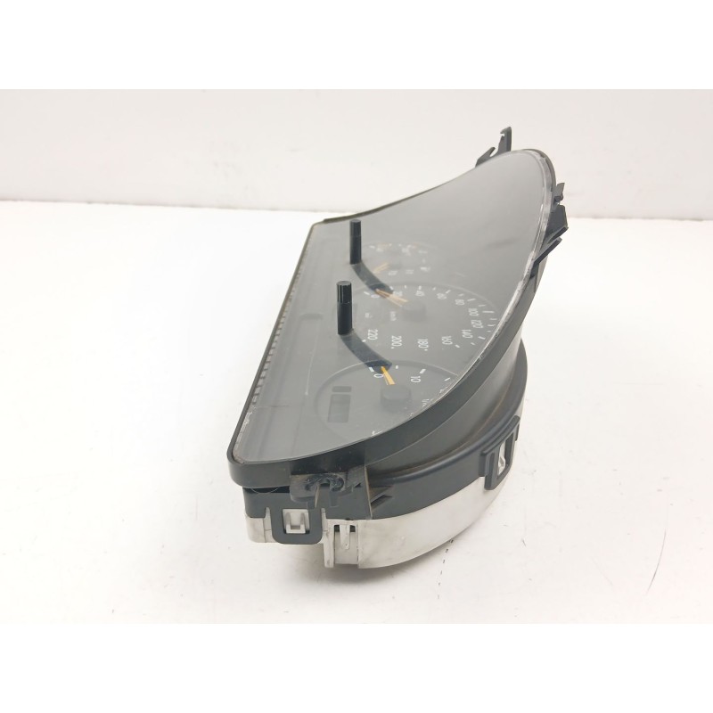 Recambio de cuadro instrumentos para mercedes-benz clase m (w163) ml 270 cdi (163.113) referencia OEM IAM A1635403011  