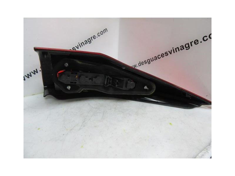 Recambio de piloto trasero dch. : renault megane : 1.6 g /k4m t7 (112,85cv) 5p rancher [2004] para renault megane 1.6 g /k4m t7 