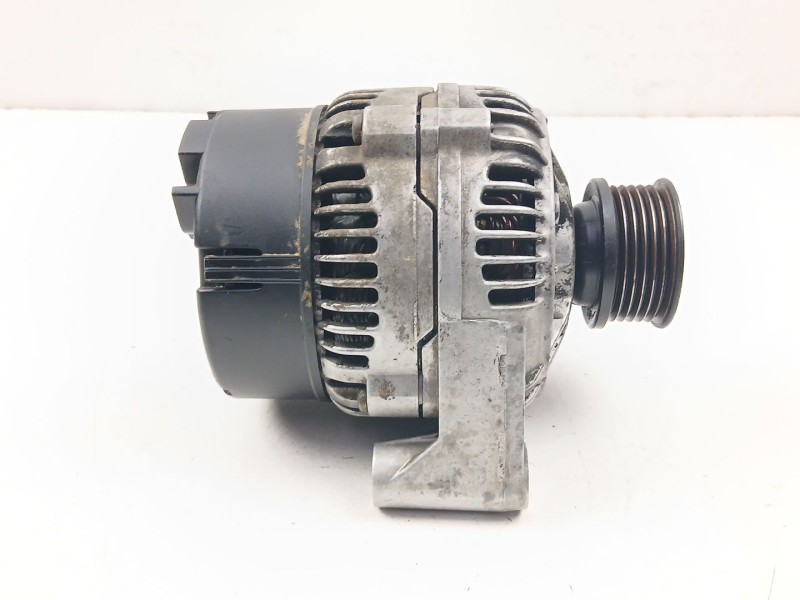 Recambio de alternador para mercedes-benz 124 sedán (w124) 300 e (124.030) referencia OEM IAM A0081549602  0120485022