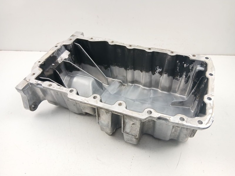 Recambio de carter aceite para chrysler sebring (js) 2.0 crd referencia OEM IAM 03G103603AA  