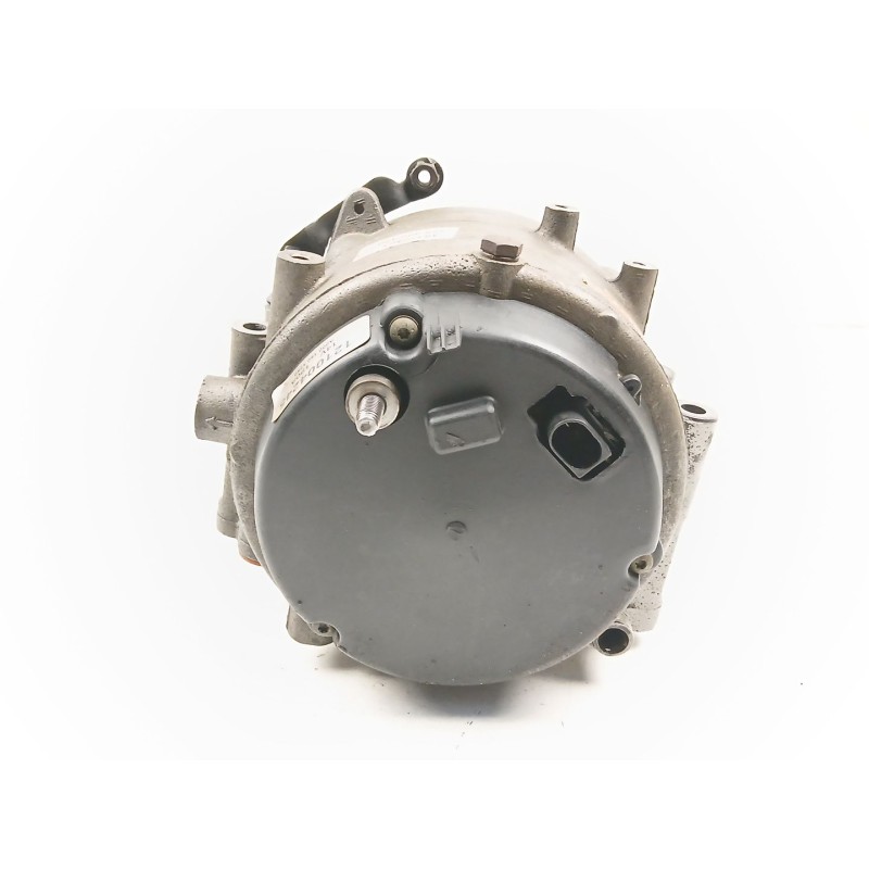 Recambio de alternador para mercedes-benz clase m (w163) ml 270 cdi (163.113) referencia OEM IAM A0001501750  