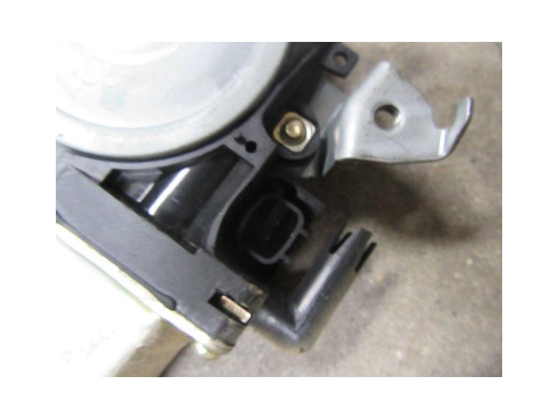 Recambio de elevalunas elec. del. dch. : nissan almera : 1.8 g -qg18 (114,21cv) 4p [2001] para nissan almera 1.8 g -qg18 referen