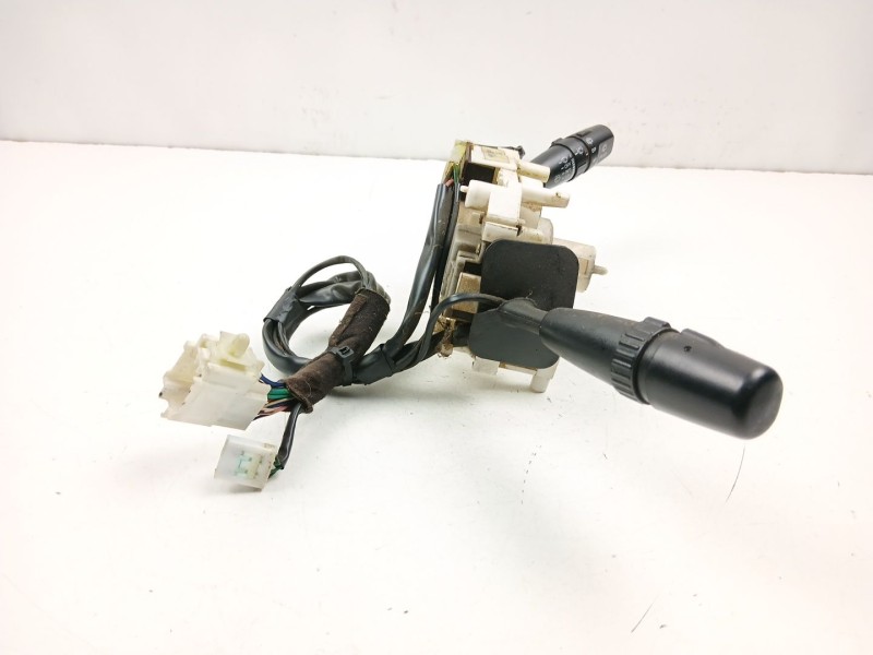 Recambio de mando luces y limpias para kia carnival 2.9 cdi 5p referencia OEM IAM 0K58R66120  