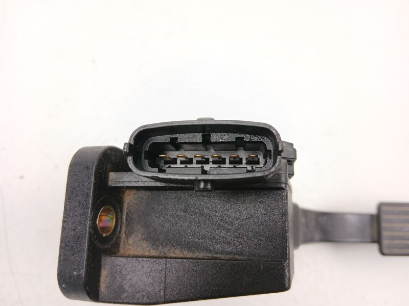 Recambio de potenciometro aceleracion para kia carnival 2.9 cdi 5p referencia OEM IAM 0K53C41600 0281002541 