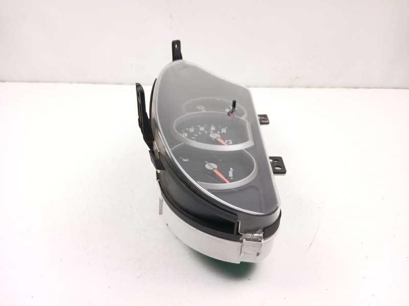 Recambio de cuadro instrumentos para kia carnival 2.9 cdi 5p referencia OEM IAM 0K52A55430 200364300K 