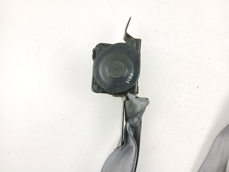 Recambio de cinturon seguridad delantero derecho para kia carnival ii (gq) 2.9 crdi referencia OEM IAM 0K53B57731  