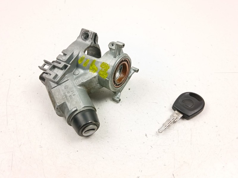Recambio de conmutador de arranque para seat toledo i (1l2) 1.8 i referencia OEM IAM 357905851  