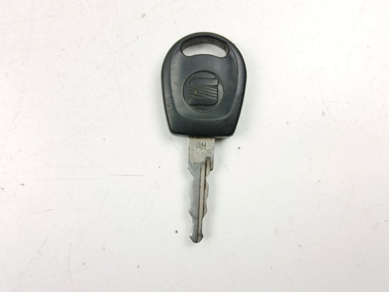 Recambio de conmutador de arranque para seat toledo i (1l2) 1.8 i referencia OEM IAM 357905851  