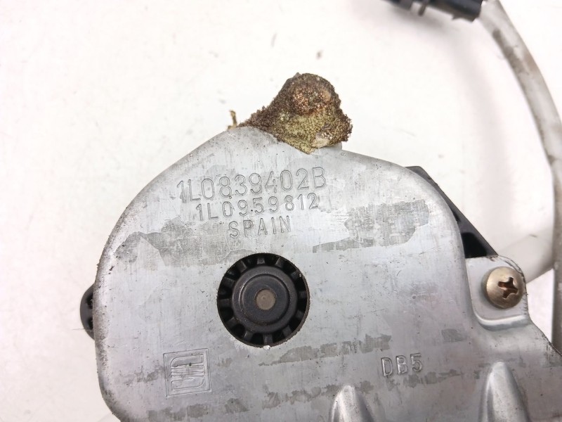 Recambio de elevalunas trasero derecho para seat toledo i (1l2) 1.8 i referencia OEM IAM 1L0839402B  1L0959812