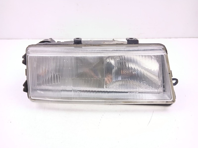 Recambio de faro derecho para seat toledo i (1l2) 1.8 i referencia OEM IAM 1L0941018E  