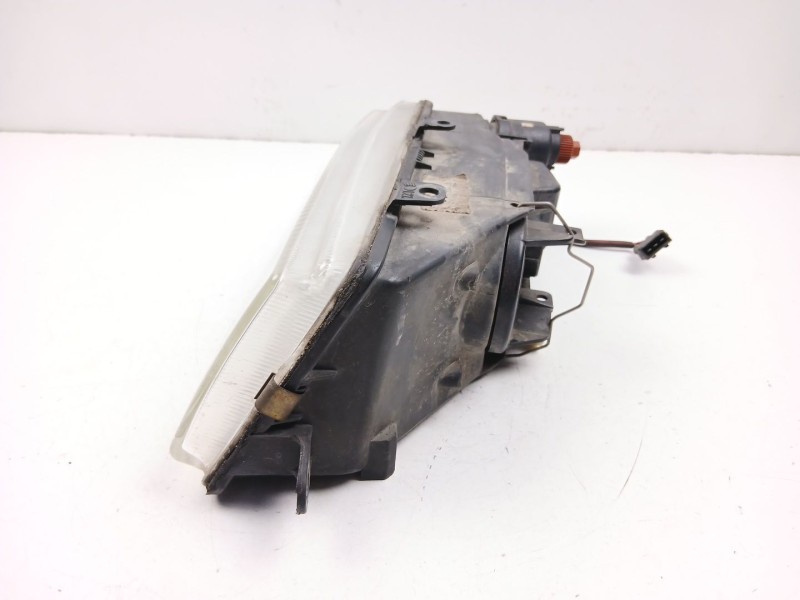 Recambio de faro derecho para seat toledo i (1l2) 1.8 i referencia OEM IAM 1L0941018E  