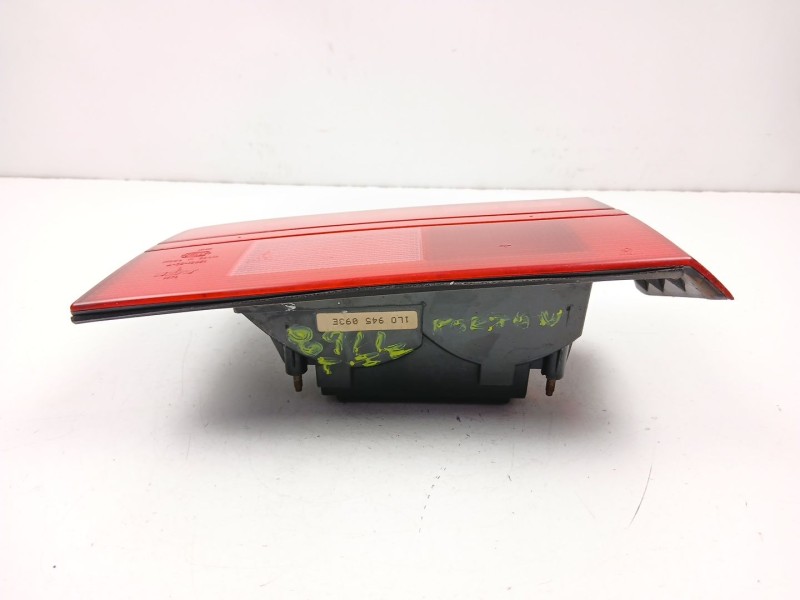 Recambio de piloto porton izquierdo para seat toledo i (1l2) 1.8 i referencia OEM IAM 1L0945093E  