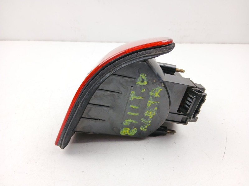 Recambio de piloto trasero derecho para seat toledo i (1l2) 1.8 i referencia OEM IAM 1L0945112E  