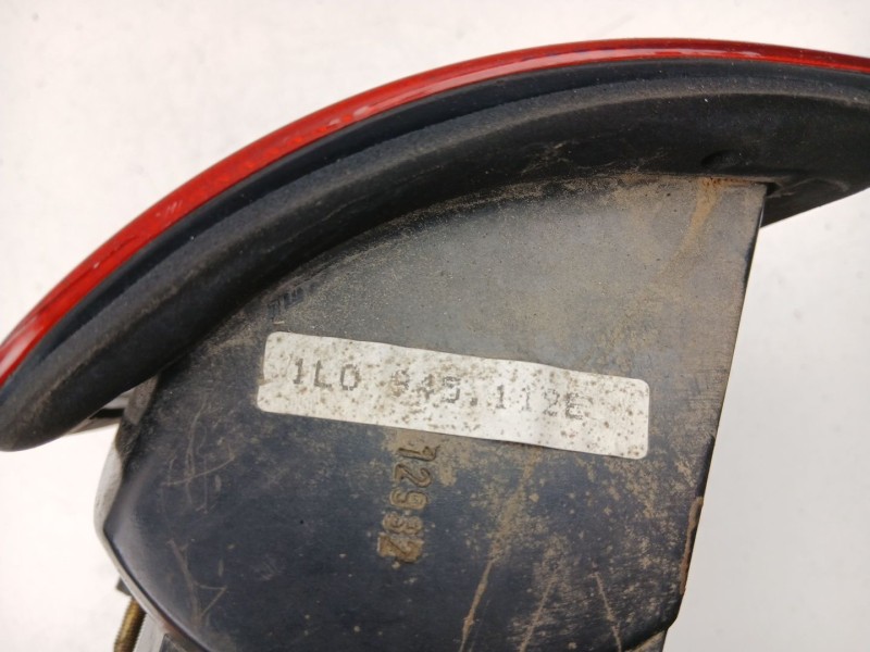 Recambio de piloto trasero derecho para seat toledo i (1l2) 1.8 i referencia OEM IAM 1L0945112E  