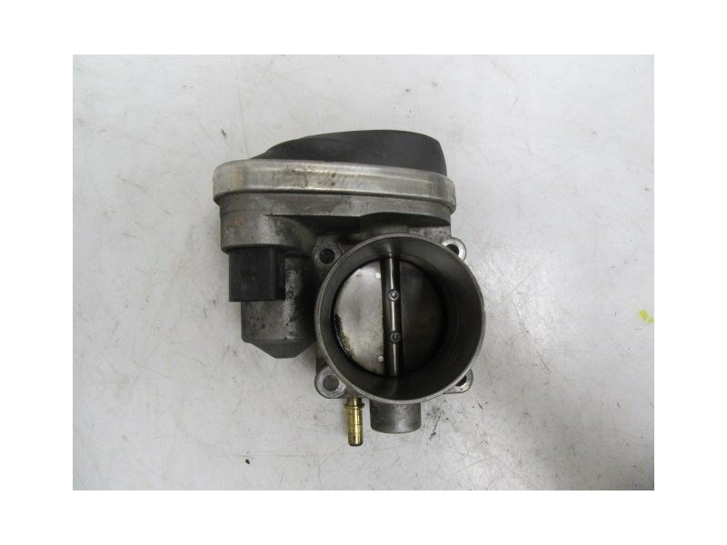 Recambio de caja mariposa : renault megane : 1.6 g /k4m t7 (112,85cv) 5p rancher [2004] para renault megane 1.6 g /k4m t7 ranche