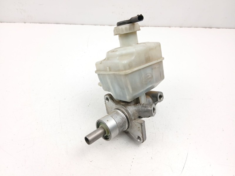 Recambio de bomba de freno para land rover discovery iii (l319) 2.7 td 4x4 referencia OEM IAM SJJ500030  