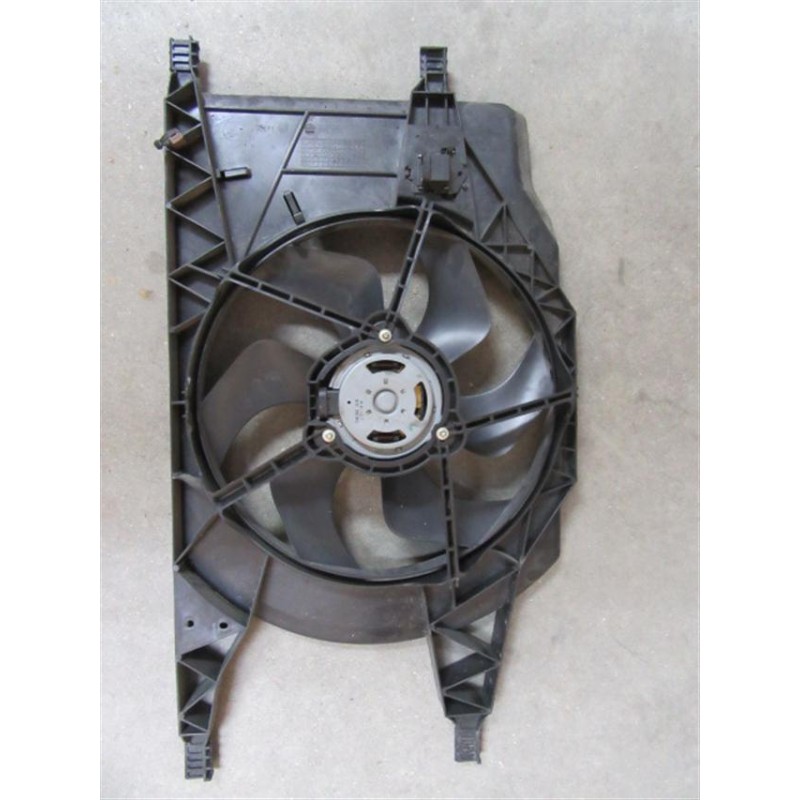 Recambio de electroventilador : renault laguna : 1.9 dci f9q c750 [2003] para renault laguna 1.9 dci f9q c750 referencia OEM IAM