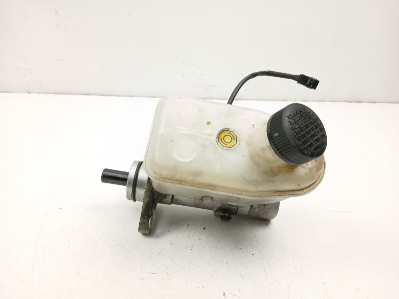 Recambio de bomba de freno para kia carnival 2.9 cdi 5p referencia OEM IAM 0K55A43400A  