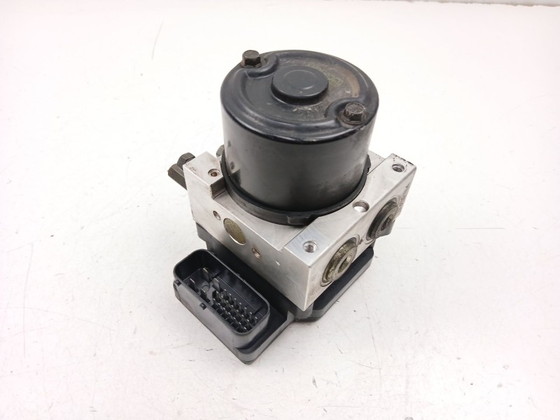 Recambio de abs para kia carnival 2.9 cdi 5p referencia OEM IAM 2K56T437A0 BH60104700 