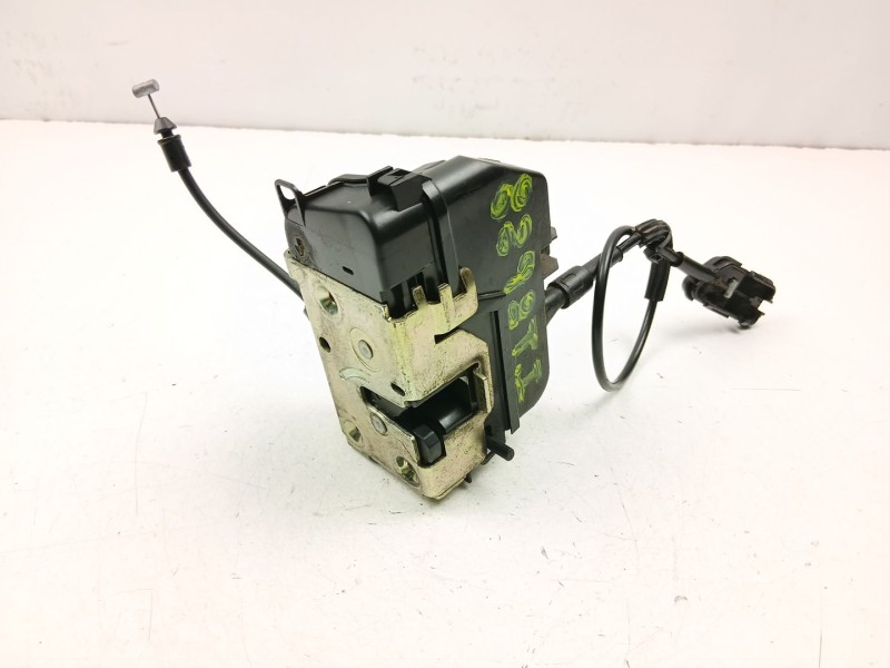 Recambio de cerradura puerta trasera izquierda para renault laguna ii (bg0/1_) 1.9 dci referencia OEM IAM 8200000657  